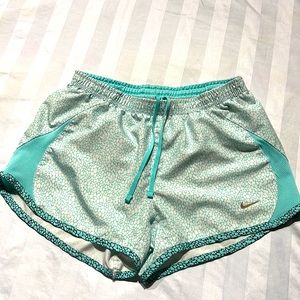Nike shorts XS